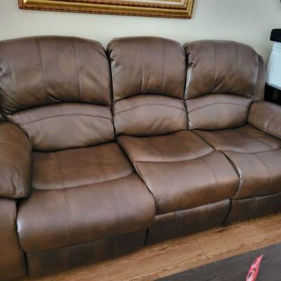 Leather recliner sofa