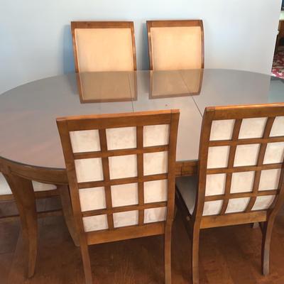 Dining Table And 6 Chairs 