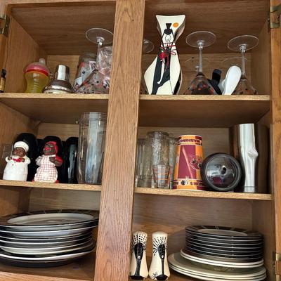 Kitchen Cabinet Lot-Plates, Glasses, Salt/Pepper Shakers