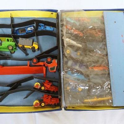 1258	VINTAGE MATCHBOX & HOT WHEELS IN CASE CARRRIER
