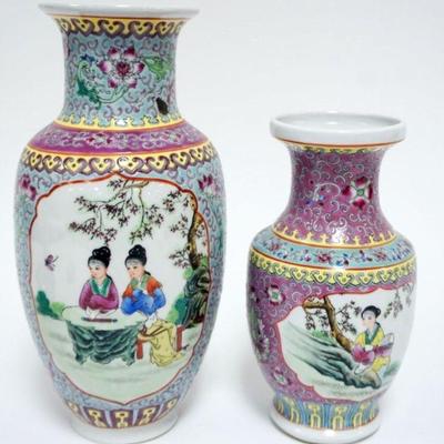 1081	2 CHINESE FAMILE ROSE VASES, TALLEST APPROXIMATELY 10 1/2 IN H
