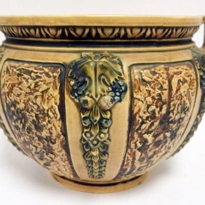 1069	ROSEVILLE POTTERY FLORENTINE JARDINEER, APPROXIMATELY 13 IN X 9 IN

