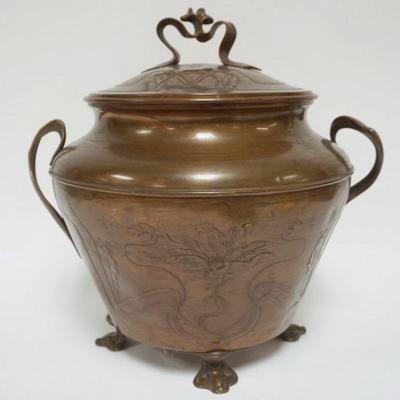 1131	LARGE DOUBLE HANDLED ART NOUVEAU FOOTED COVERED COPPER POT, APPROXIMATELY 16 IN X 15 IN HIGH
