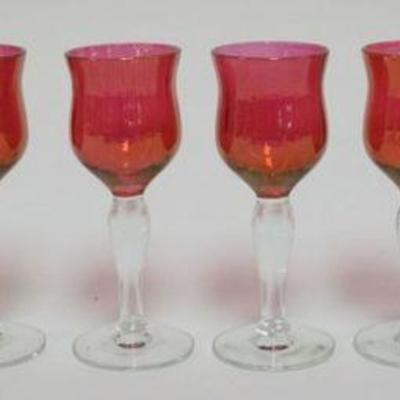 1124	SET OF 8 CRANBERRY GLASS CORDIALS, EACH APPROXIMATELY 4 IN H
