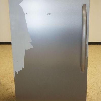 1233	KENMORE ELITE STAINLESS FRONT FREEZER, SOME WEAR, DISCOLORING ON STAINLESS DOOR IS ORIGINAL STICKER WRAP STILL STUCK  TO DOOR,...