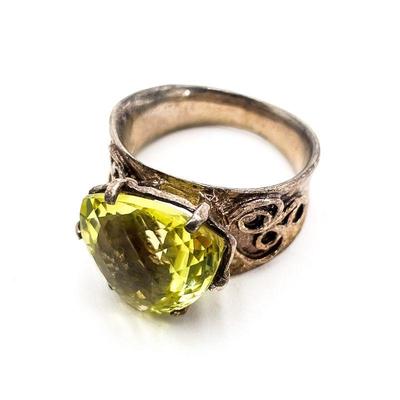 Sterling Silver 925 Ring with Yellow Gemstone Size 7.5
