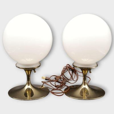 Pair of MCM Laurel Lamp Co. Globe Lamps, 1960s-70s