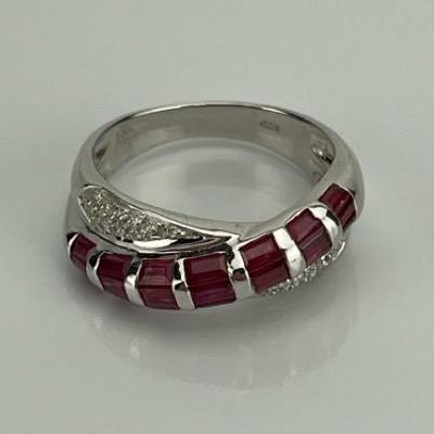 A 14k White Gold Modernist Ruby Ring