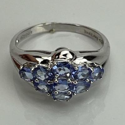 A 14k White Gold Oval-Cut Tanzanite Ring