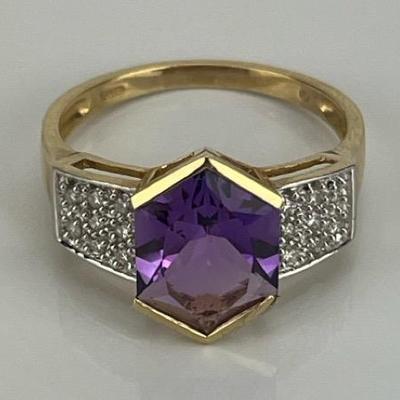 14k Yellow Gold 3 Carat Amethyst & Natural Diamond Ring