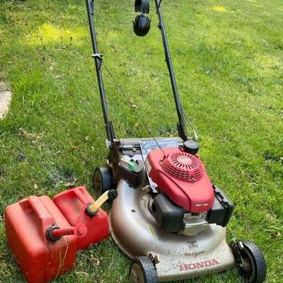 Honda gas powered lawn mower