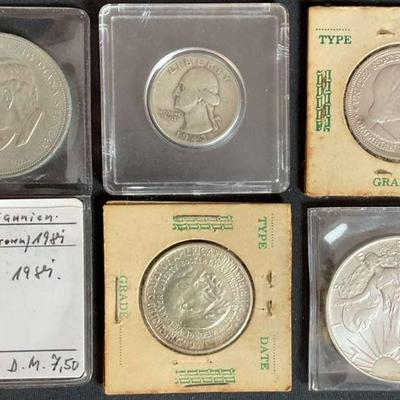 Large u s. coin group – dollar and half dollar coins in holders