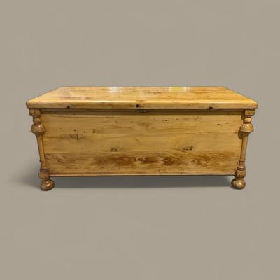 Cedar Chest (Very Clean) 