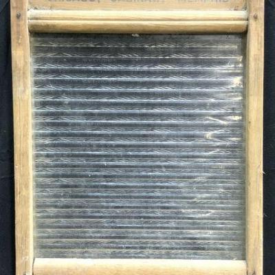 NATIONAL WASHBOARD CO Vtg Wooden Washboard
