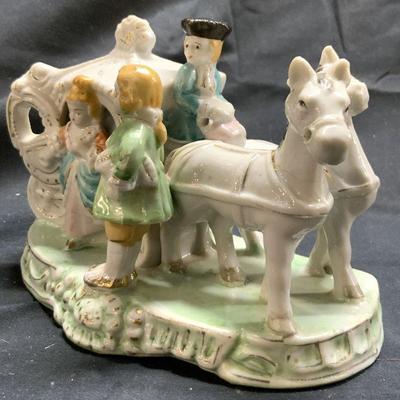 Vtg Victorian Couple & Horse Carriage Porc Figure
