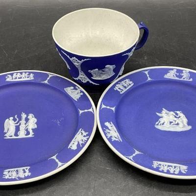 Lot 3 WEDGWOOD ENGLAND Blue Jasperware Cup+
