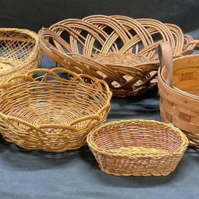 Group Lot 6 Vintage Wicker Baskets, Longaeberger
