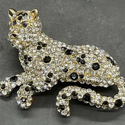 Vintage Bejeweled Crystal Leopard Brooch
