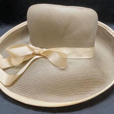 Vintage Mr. John Jr Beige Bow Hat USA
