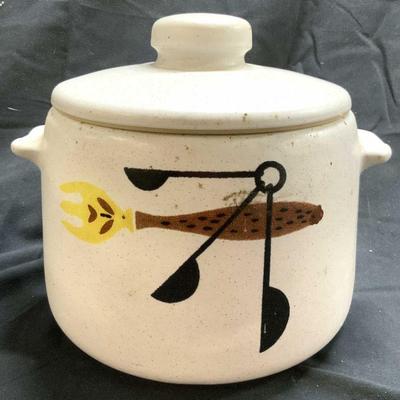 WEST BEND Ceramic Pot W Handles USA
