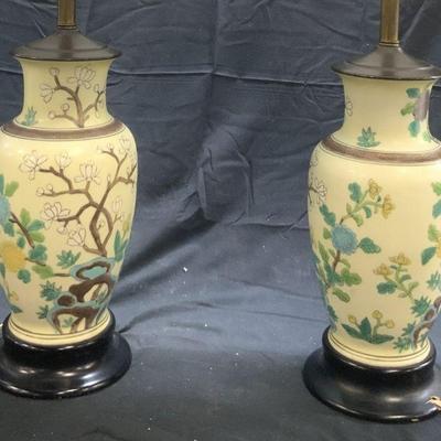 Pair Hand Painted Asian Porc Lamps W Shade
