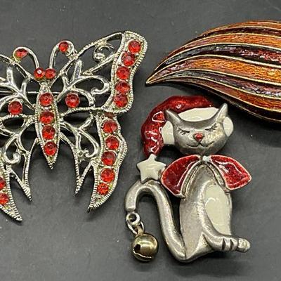 Lot 3 Vtg Butterfly, Cat & Teardrop Form Brooches
