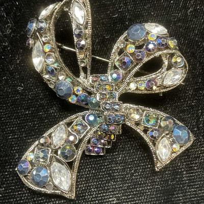 Silver Tone Blue Crystal Bow Ribbon Brooch
