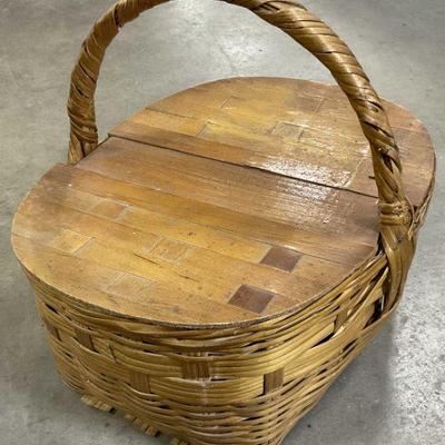 Vintage Woven Top Handle Picnic Basket, Lid
