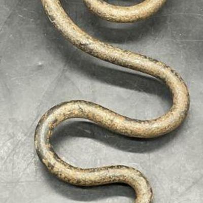 Vintage Iron Serpentine Design Candle Holder
