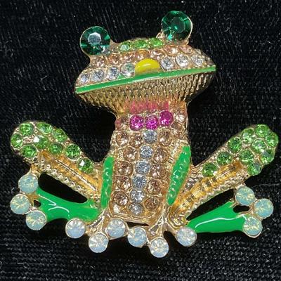 Gold Tone Green Crystal Frog Brooch
