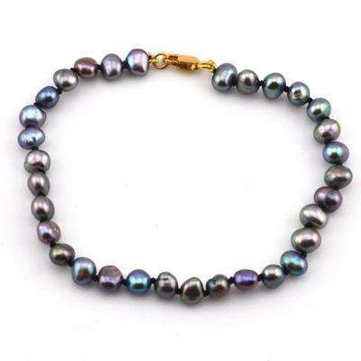 14K YG Iridescent Freshwater Pearl Bracelet
