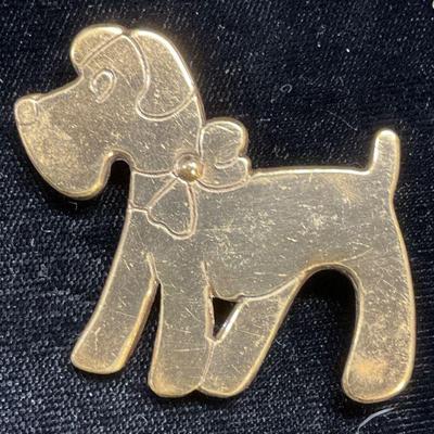 Vintage Gold Tone Dog With Bow Brooch

