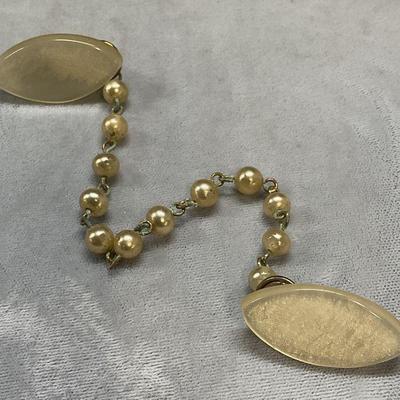 Vintage Faux MOP & Pearl Sweater Clip
