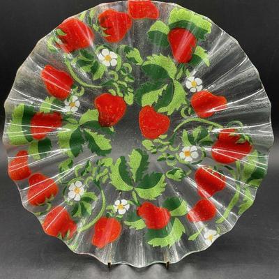 Vintage Strawberry Art Glass Ruffle Rim Plate
