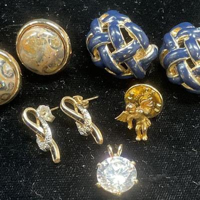 Group Lot Gold Tone Earrings, Pendant, Pin
