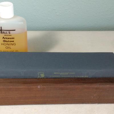 Bear Sharpening Stone & Oil