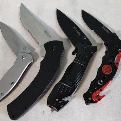 Folding Knives 