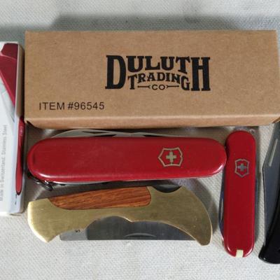 Wenger & Duluth Knives 