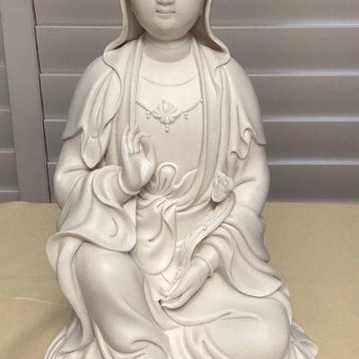 MMS123 Large Chinese Porcelain Quan Yin Figurine 