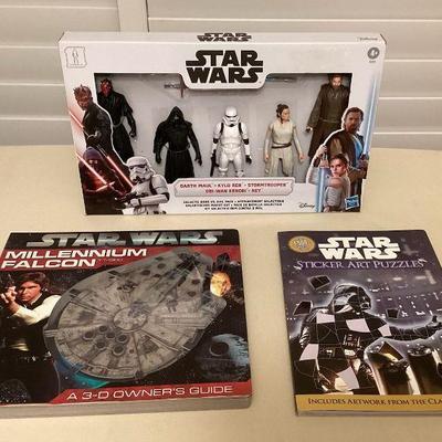 MMS014 Star Wars Action Figures, 3D Book & Sticker Art Puzzle Book