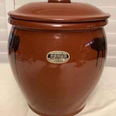 MMS172 Japanese Tokoname Ceramic Lidded Jar/Crock