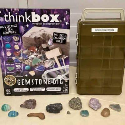 MMS166 Various Rocks, Gemstone Dig Kit & Plastic Storage Box 