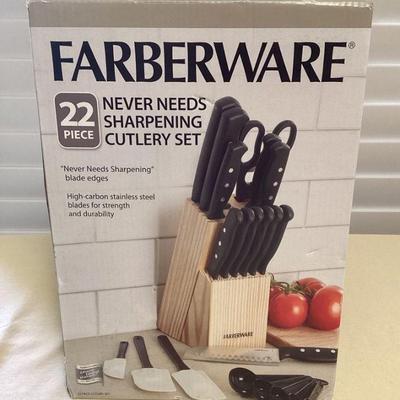 MMS039 Farberware 22 Piece Cutlery Knife Set New