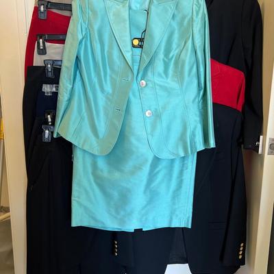 Professional And Elegant Women’s Suits