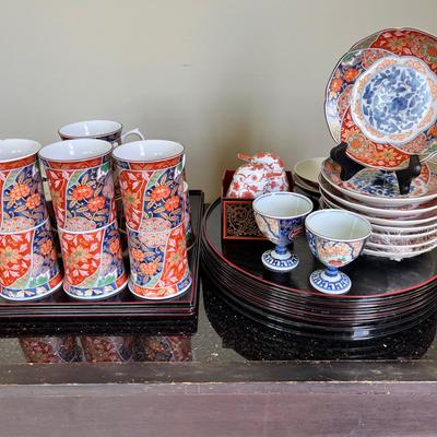 Set Of Karakusa Mugs And Small plates 