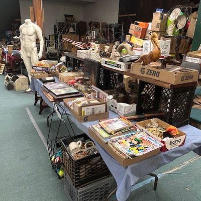 Estate sale photo