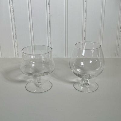 (2pc) Brandy Glasses | Two stemmed brandy snifters - not a pair. Dimensions: h. 5.5 x dia. 3 in (tallest)
