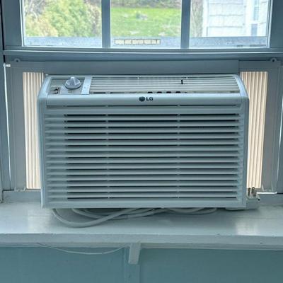 LG Window A/C Unit | LG 5,000 BTU Window Air Conditioner Unit, Model LW5016.
