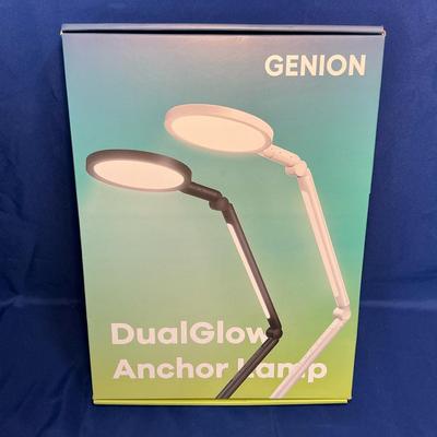New Genion Dual Glow Anchor Lamp