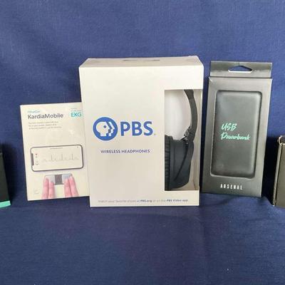 NIB Electronic Items Incl Arsenal And Flexsmart